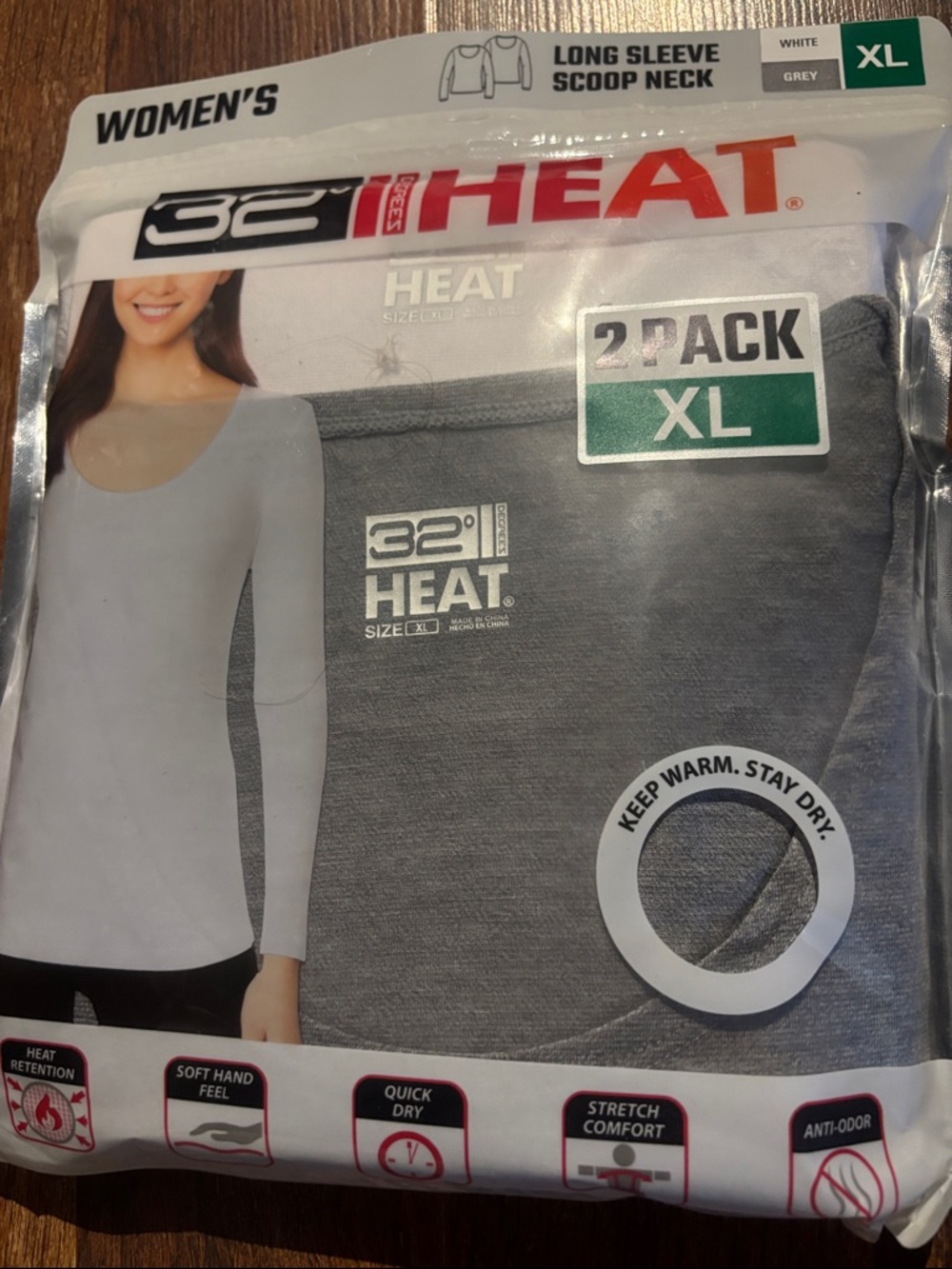 32 Degrees Women's Gray Long Sleeve Scoop Neck Heat Shirt - 2 Pack XL